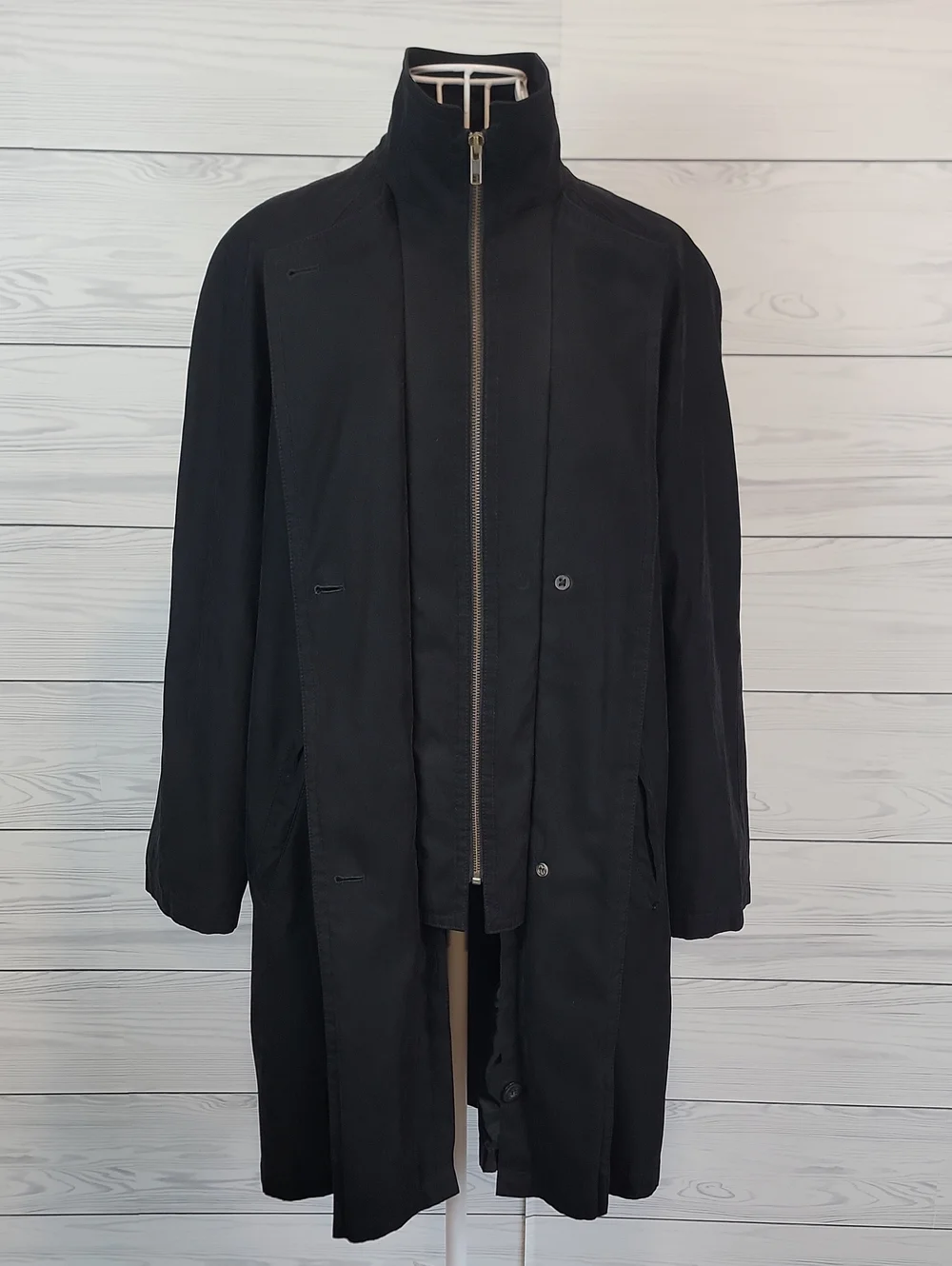 Gallery classic black